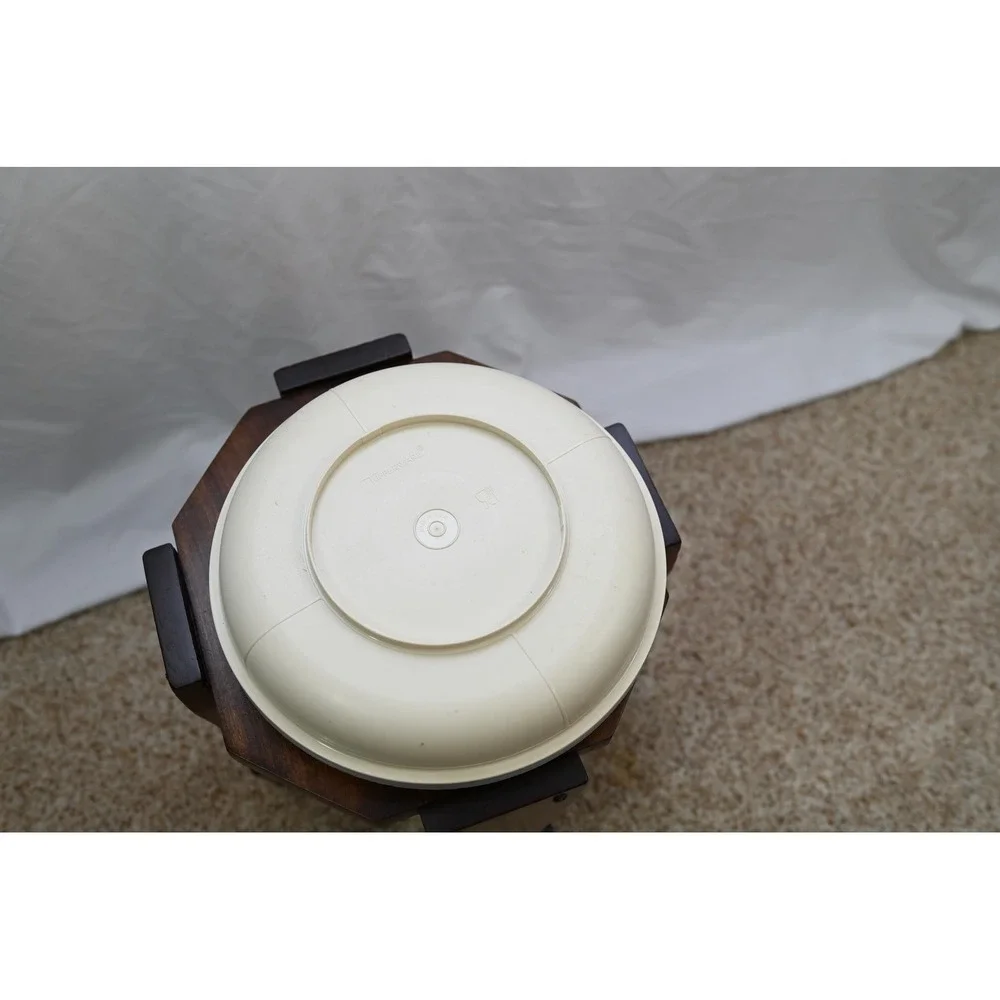 Vintage Tupperware Tan Divided Serving Dish With Lid Beige Round Veggie Tray